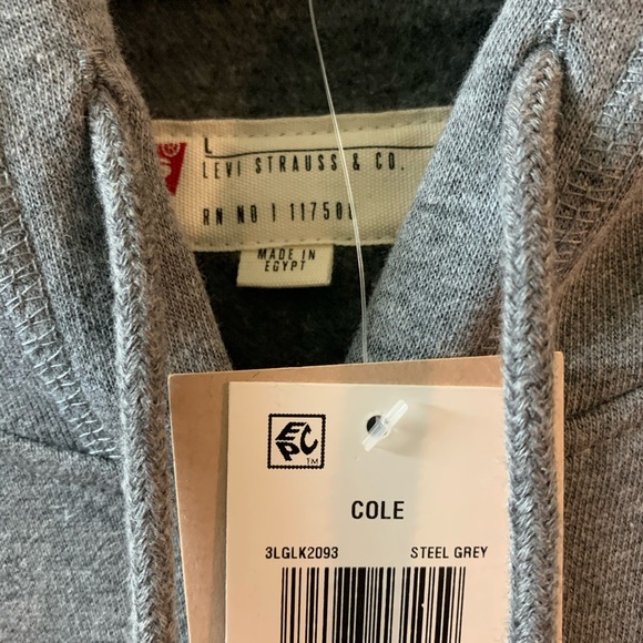 Levi's hoodie - men's size Large - Picture 4 of 10